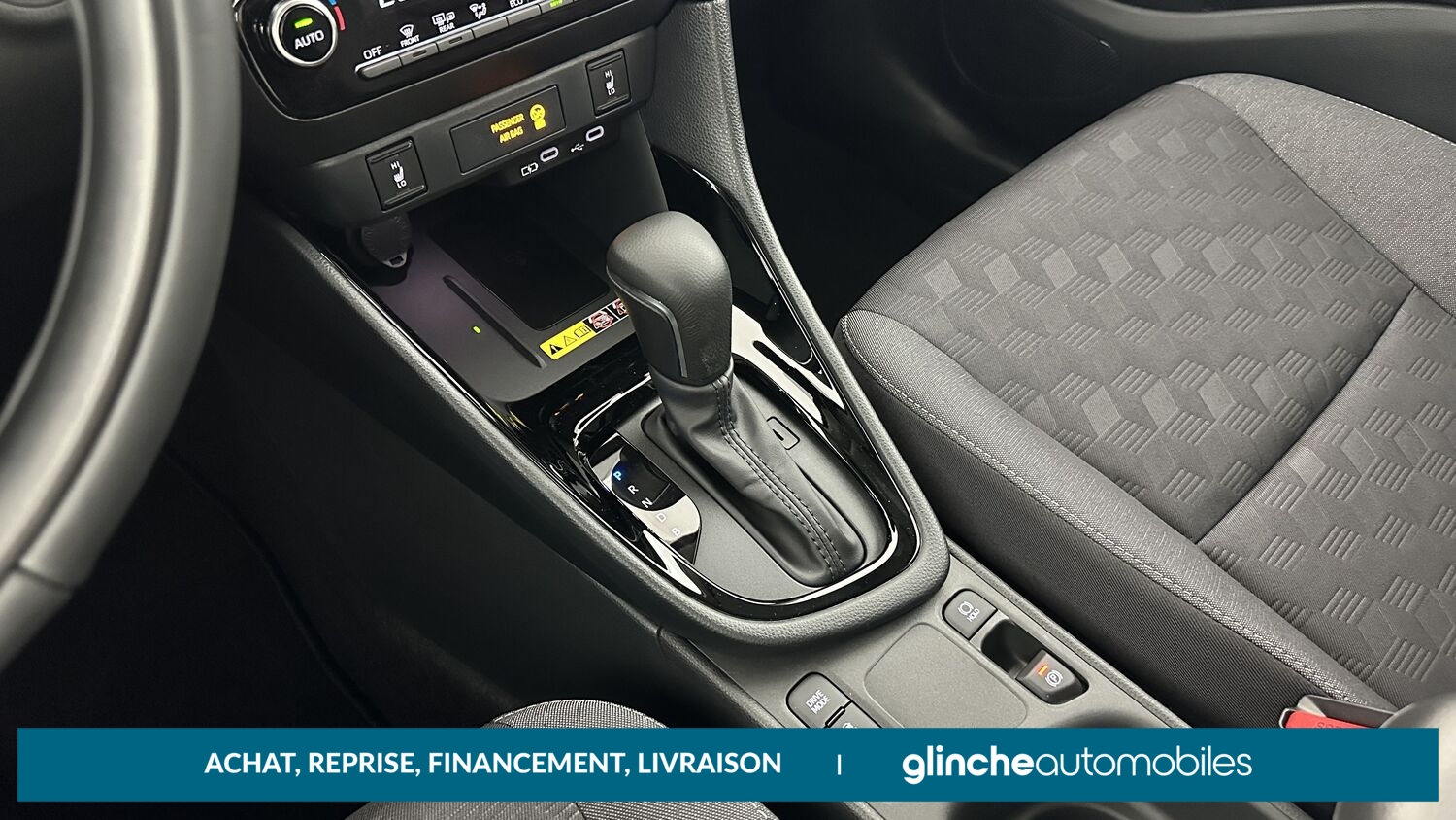 TOYOTA YARIS - Hybride 116h Design e-CVT