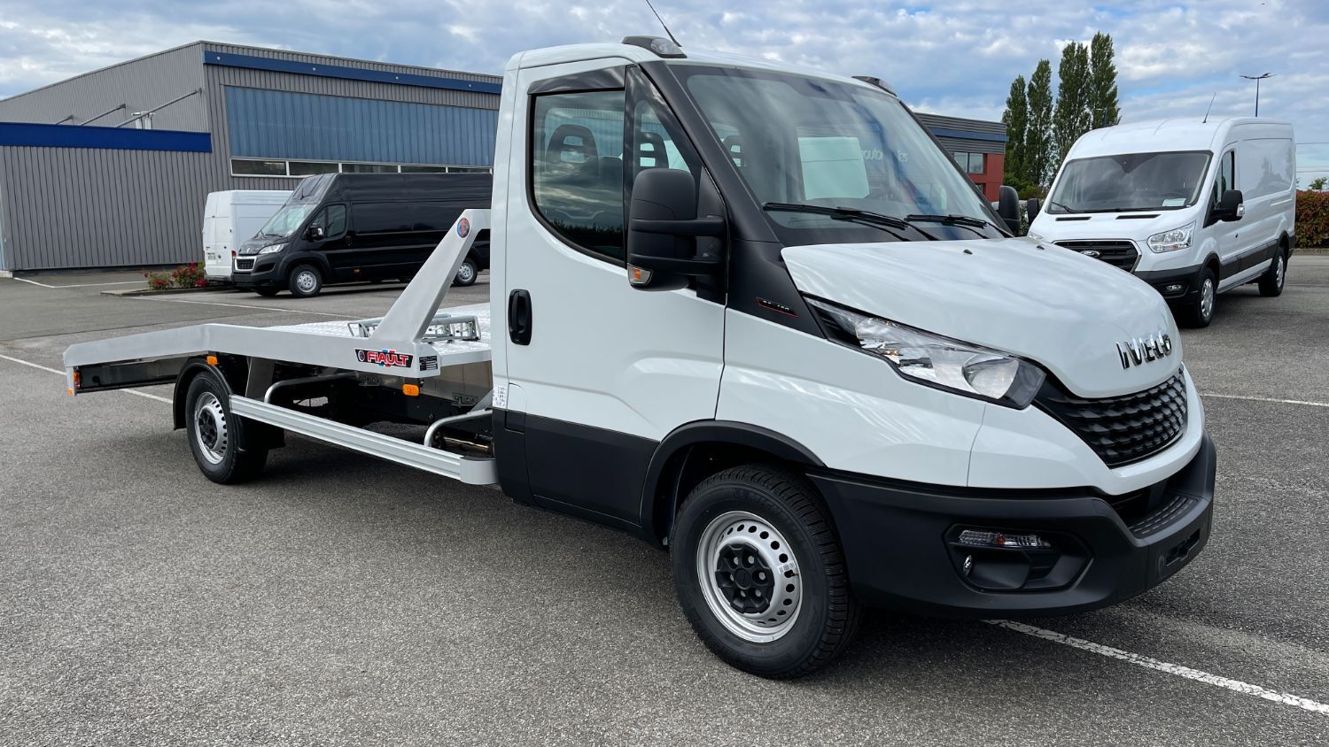 IVECO DAILY - III 35S16H 4100 3.0 160CH PORTE VOITURE PLAT'FIX PF18 ALU (2024)