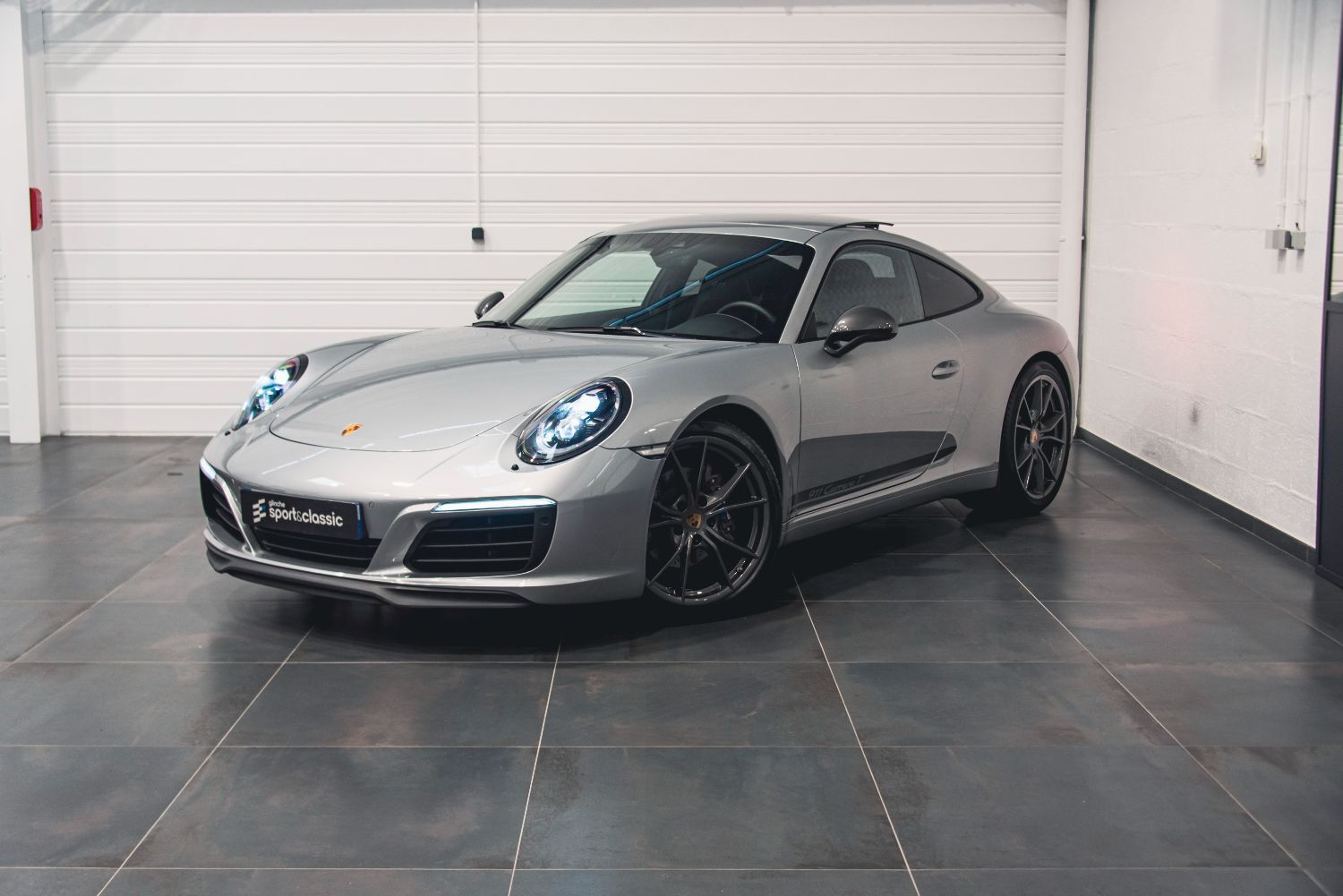 PORSCHE 911 - 991 3.0 370CH CARRERA T PDK (2018)