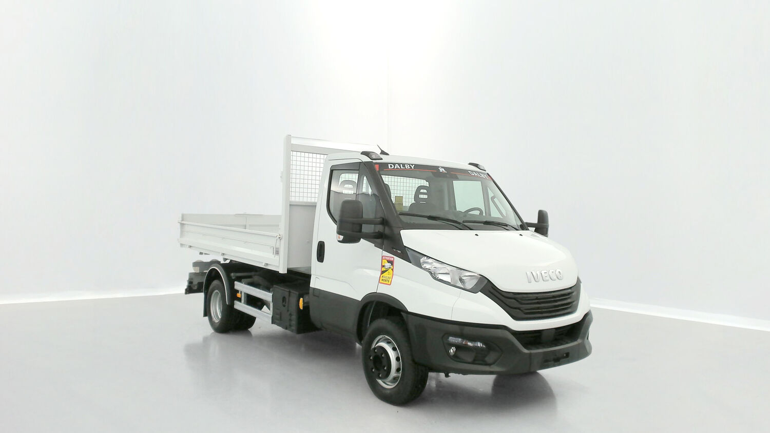 IVECO DAILY - 72C18H 3750 3.0 180CH Q-TOR AMPLIROLL DALBY MINOX BRX5 (2024)