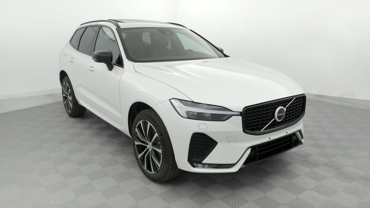 VOLVO XC60 - II B4 197CH ULTIMATE STYLE DARK GEARTRONIC (2022)