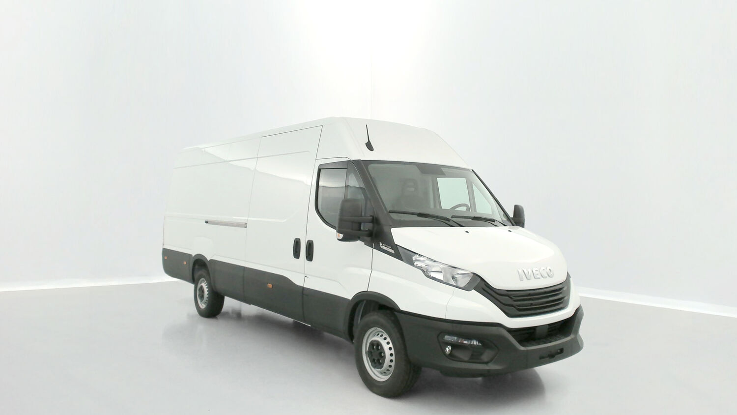 IVECO DAILY - III 35S18HA8 4100 3.0 180CH 16M³ (2024)