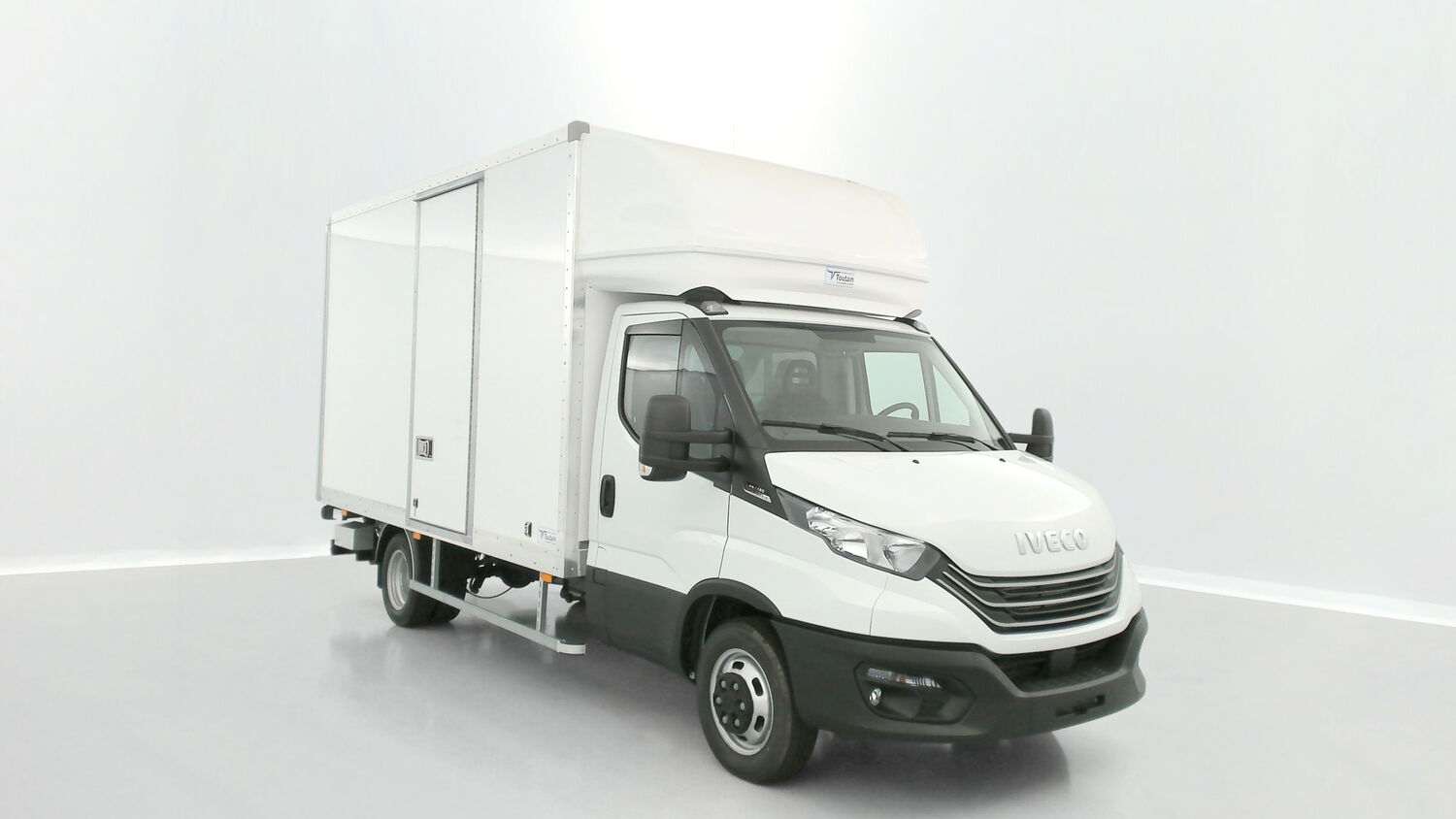 IVECO DAILY - III 35C18HA8 4100 3.0 180CH CAISSE 20M³ TOUTAIN (2025)