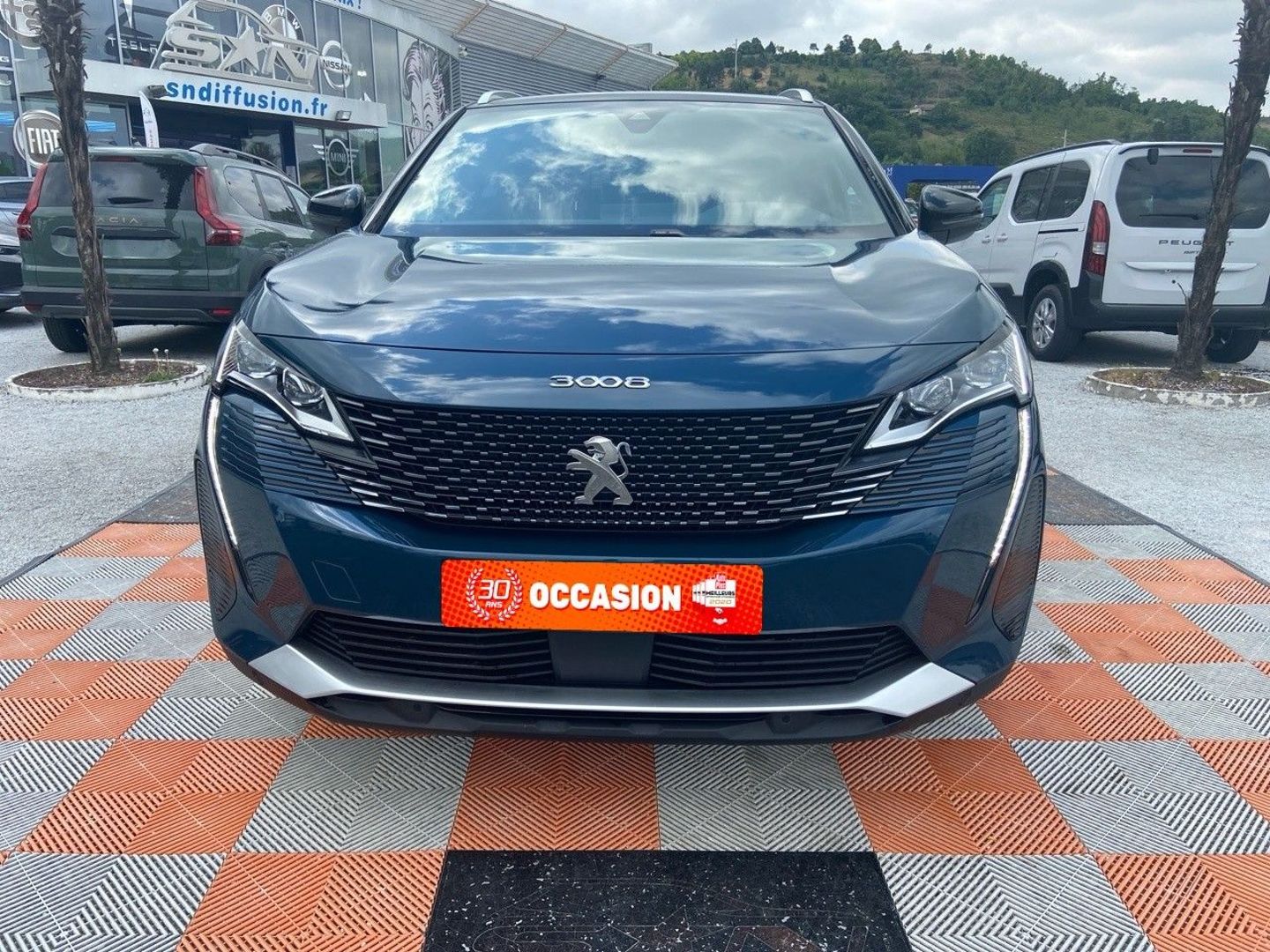 PEUGEOT 3008 - BlueHDi 130 EAT8 GT